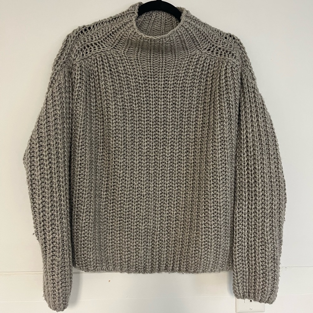 Kendall and Kylie sweater from pacsun circa 2015